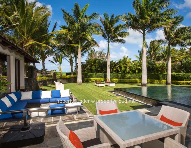 Luxury Golf Estate Living –  Stunning 4-Bedroom Villa 