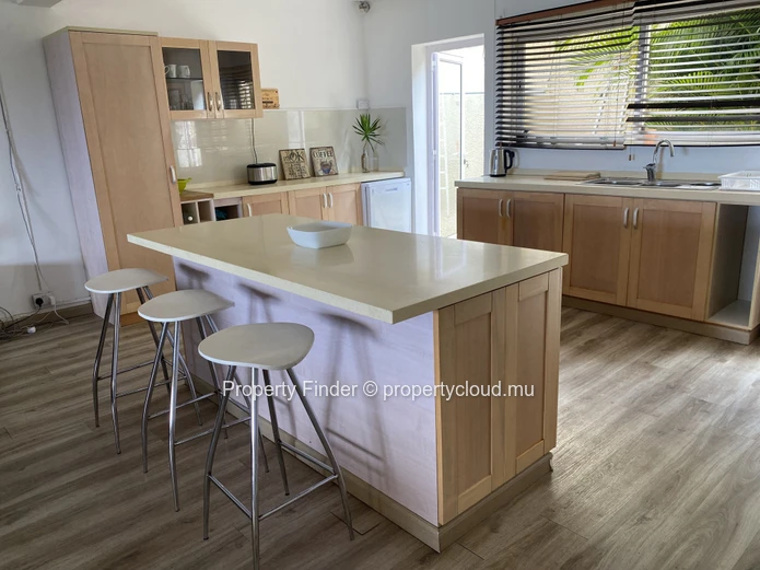 Magnifique Duplex à Tamarin avec Vue Mer – Disponible uniquement pour les Mauriciens