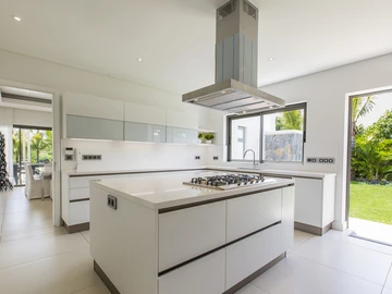 4 Bedroom Villa
