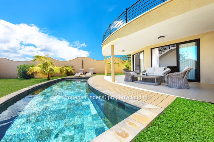 Villa 3 Chambres à Louer avec Piscine, Accès Salle de Sport et Vue sur Mer – Maurice