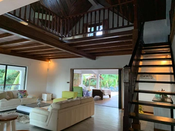 4 Bedroom Villa