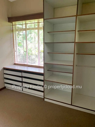 4 Bedroom House For sale - Floreal 