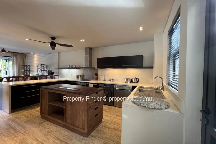 Waterfront 3-Bedroom Duplex in La Balise Marina