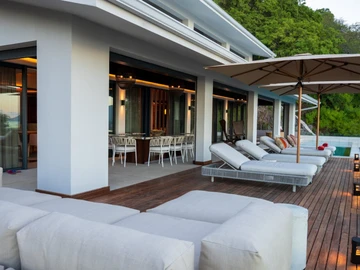 4 Bedroom Villa