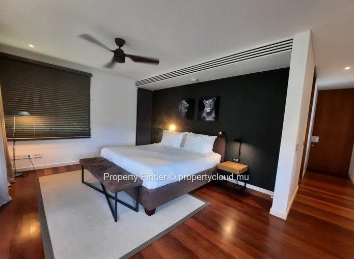 5-Bedroom Villa for Rent in Mauritius – Golf Course & Beach Access