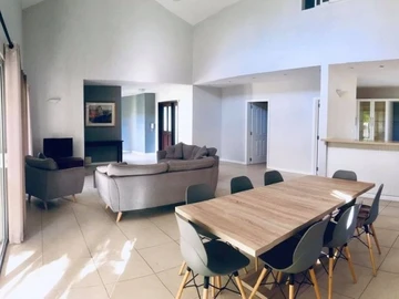 4 Bedroom Villa