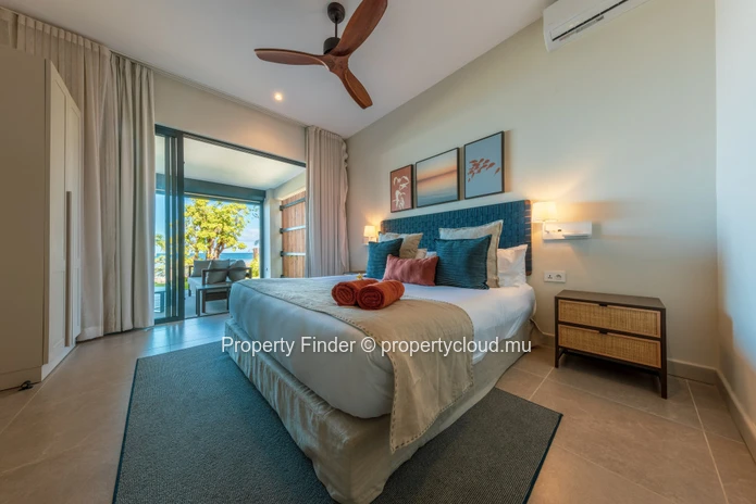 Appartement de 3 chambres en bord de mer avec vue sur la plage et la montagne – Côte Ouest, Mauritius