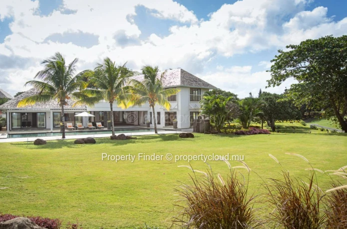Luxury 5-Bedroom Villa for Rent Mauritius – Golf & Sea Views