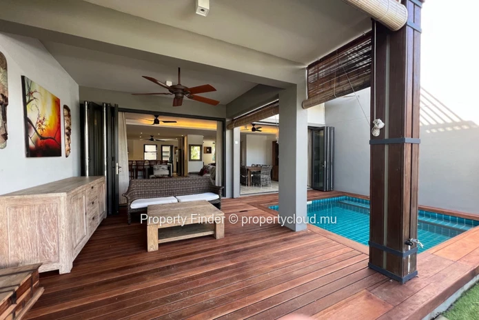 Waterfront 3-Bedroom Duplex in La Balise Marina