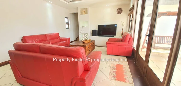 Luxury villa for sale in the East 