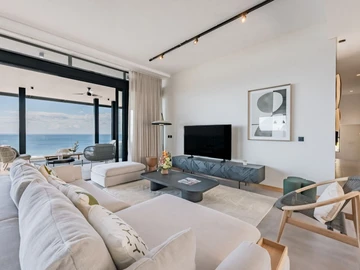 5 Bedroom Villa