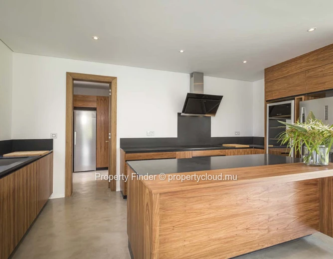 Villa de Luxe de 4 Chambres à Louer sur la Côte Est de l'Île Maurice – Vue sur le Parcours de Golf