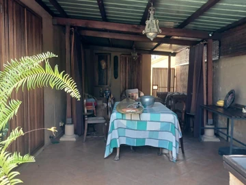 5 Bedroom Villa