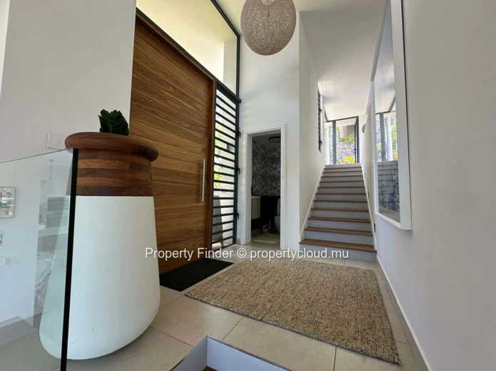 Villa de Luxe 5 Chambres Toutes Avec Salle de Bain Privée et Vue sur le Lagon – Black River
