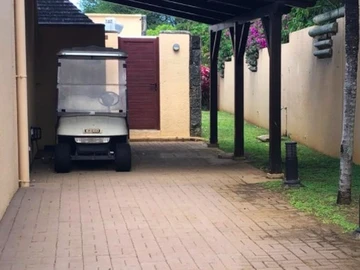 5 Bedroom Villa
