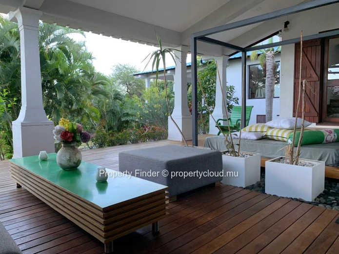 Exceptional 4 Bedroom Villa  