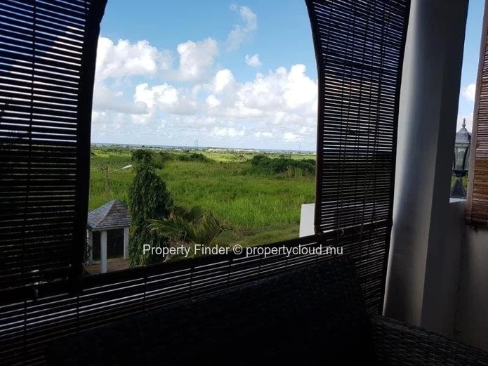 Luxury villa for sale in the East 