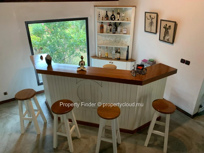 Exceptional 4 Bedroom Villa  