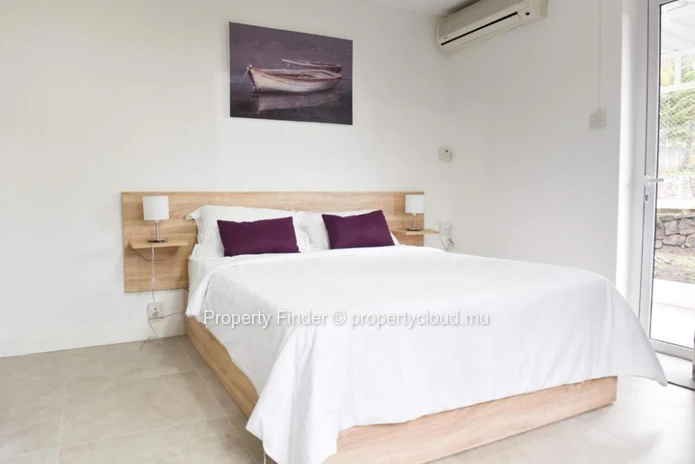 Villa de Prestige avec Suites Airbnb, Courts de Squash & Vue sur Mer – À vendre – Tamarin