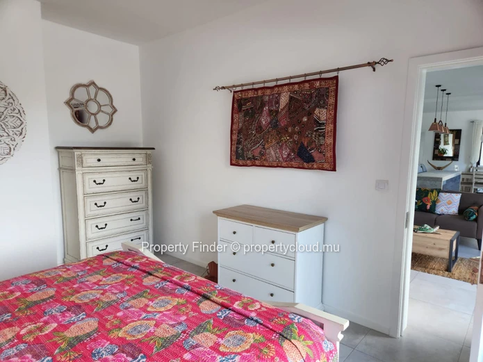 Charming apartment for sale in Black River