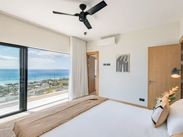 5 Bedroom Villa