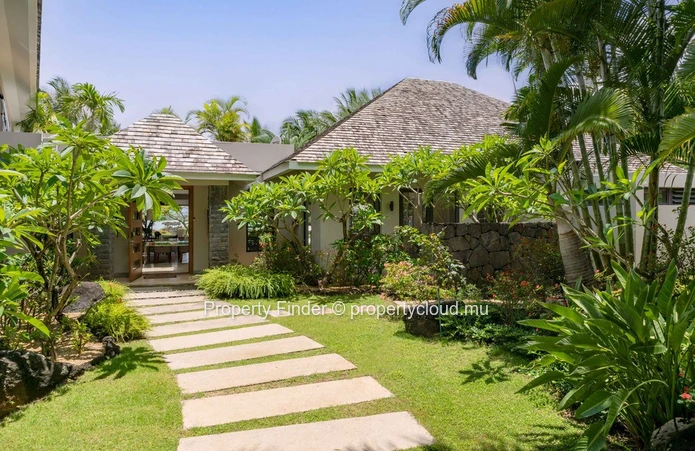 Luxurious 6 -Bedroom Villa In Anahita's Lunea Neighbourhood