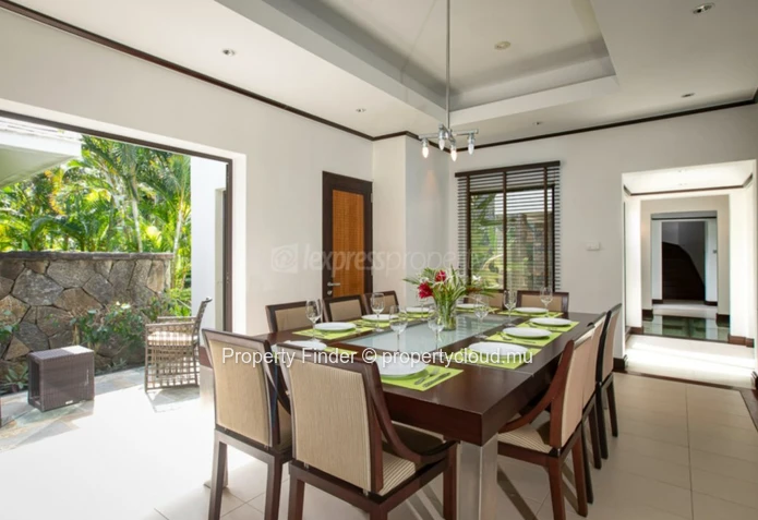 Luxury 5-Bedroom Villa for Rent Mauritius – Golf & Sea Views