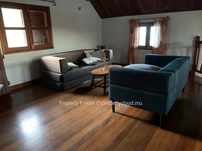 Exceptional 4 Bedroom Villa  