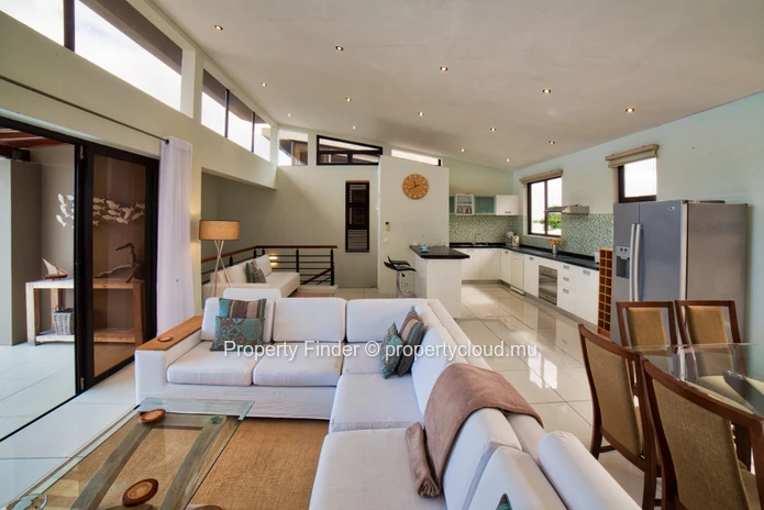 4 Bedroom Penthouse For Sale - West Of Mauritius