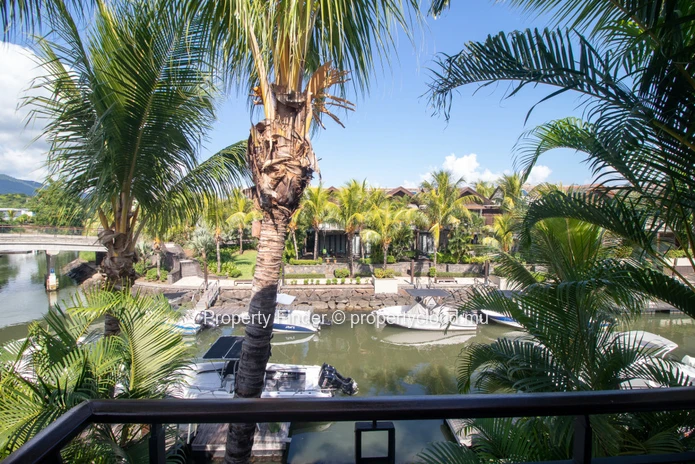 Waterfront 3-Bedroom Duplex in La Balise Marina