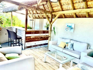 5 Bedroom Villa