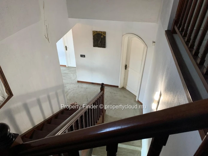 Exceptional 4 Bedroom Villa  