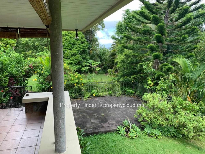 4 Bedroom House For sale - Floreal 