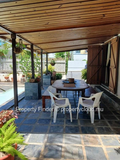 4 Bedroom Villa - Tamarin 