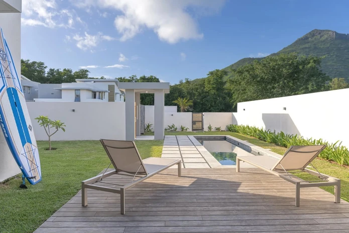 Villa 4 Chambres — À Vendre — Tamarin