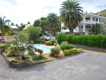5 Bedroom Villa