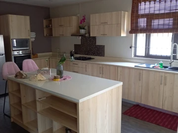 5 Bedroom Villa