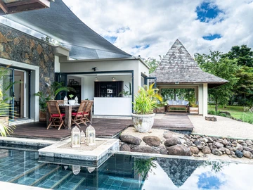 5 Bedroom Villa