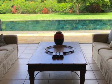 5 Bedroom Villa