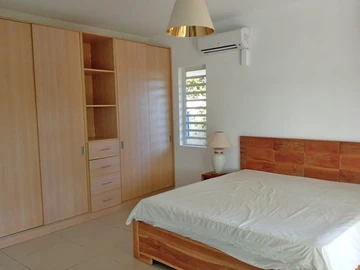 5 Bedroom Villa
