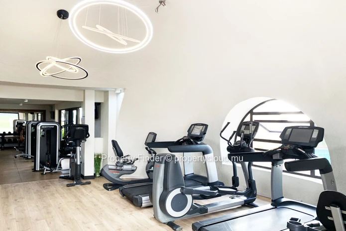 Villa 3 Chambres à Louer avec Piscine, Accès Salle de Sport et Vue sur Mer – Maurice