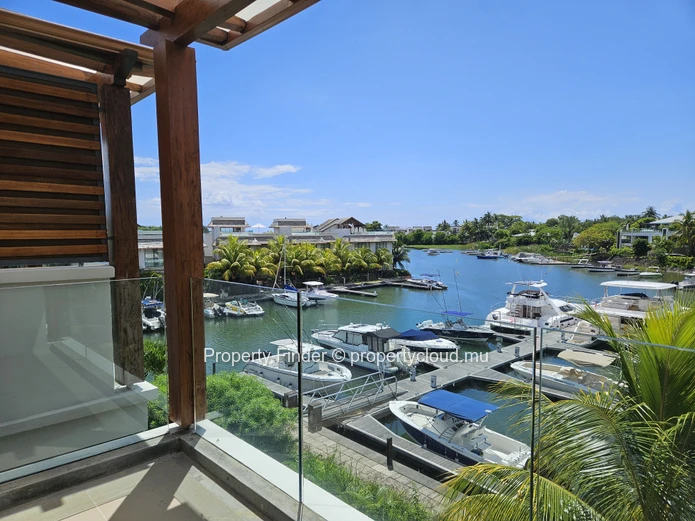Appartement Penthouse de Luxe de 3 Chambres à Louer à Long Terme – West Island, Mauritius
