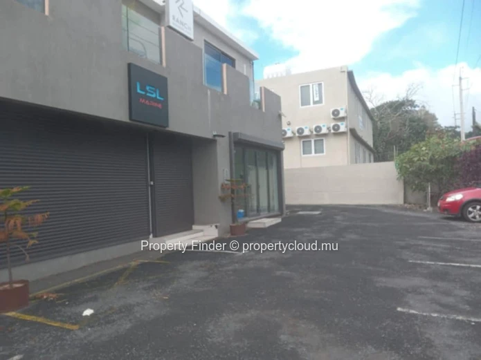 Bureau à Louer – Rez-de-Chaussée | 38 m²          Ask ChatGPT