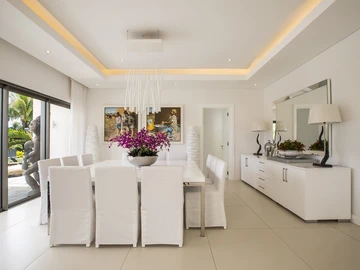 4 Bedroom Villa