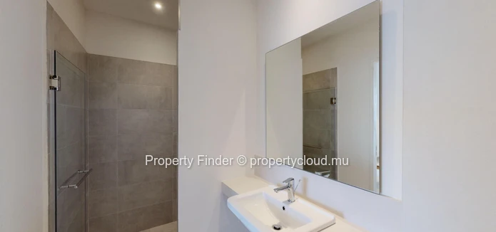 Modern 3-Bedroom Apartment for Sale – Pereybere