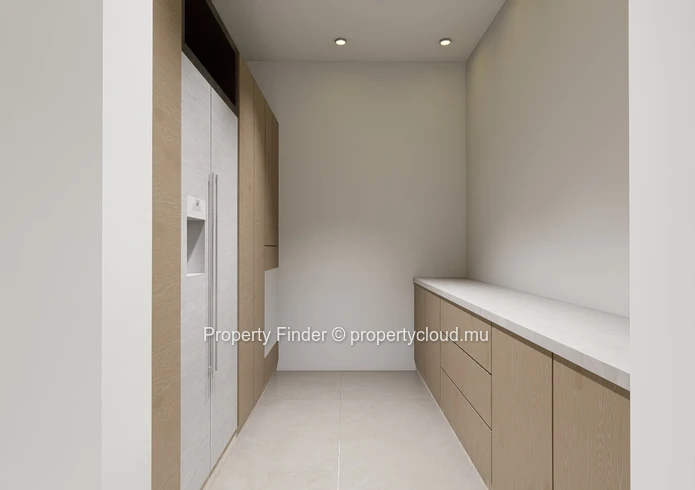 Appartement 3 Chambres à Vendre avec Vue sur la Montagne et la Mer