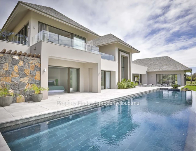 Villa de Luxe de 4 Chambres à Louer sur la Côte Est de l'Île Maurice – Vue sur le Parcours de Golf