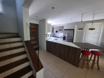 3 Bedroom Townhouse, Duplex