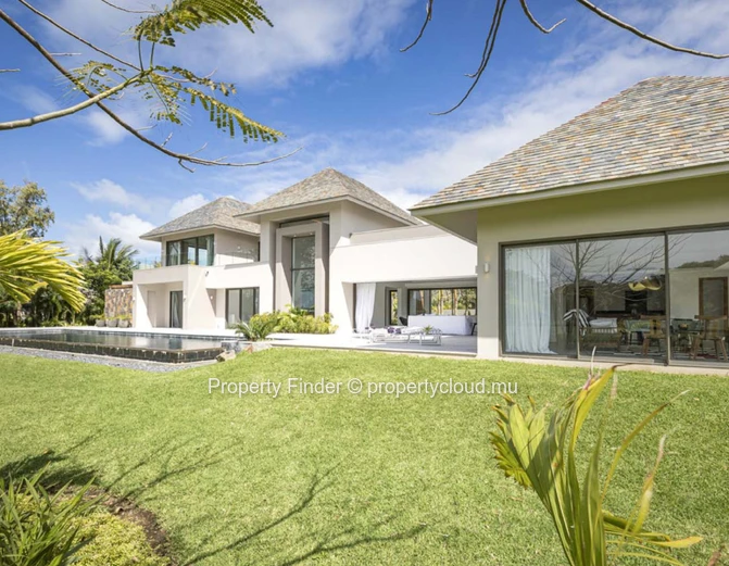 Villa de Luxe de 4 Chambres à Louer sur la Côte Est de l'Île Maurice – Vue sur le Parcours de Golf