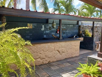 5 Bedroom Villa
